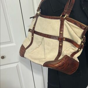 Elegant Brown and Cream Women's Brahmin Bag